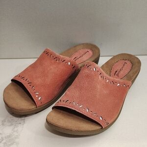 Earth Origins Valorie Slip On Coral Pink Suede Leather Wedge Sandals Size 7M